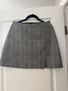 Plaid Mini Skirt in Black & White